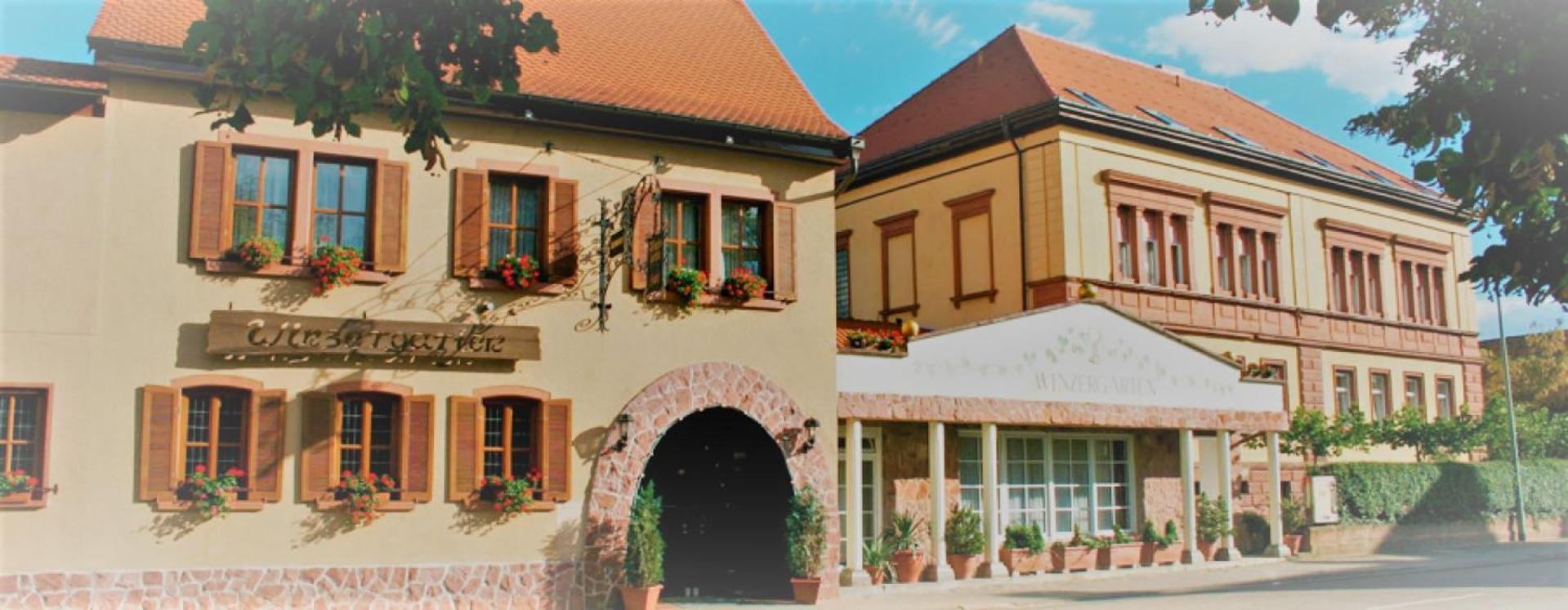 Winzergarten Hotel-Restaurant Grosskarlbach Exterior foto